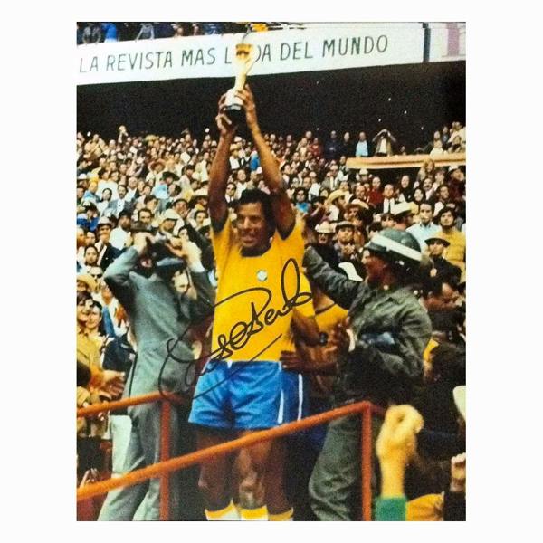 Carlos Alberto signed 1970 World Cup 10x8 photo — Standard Framing