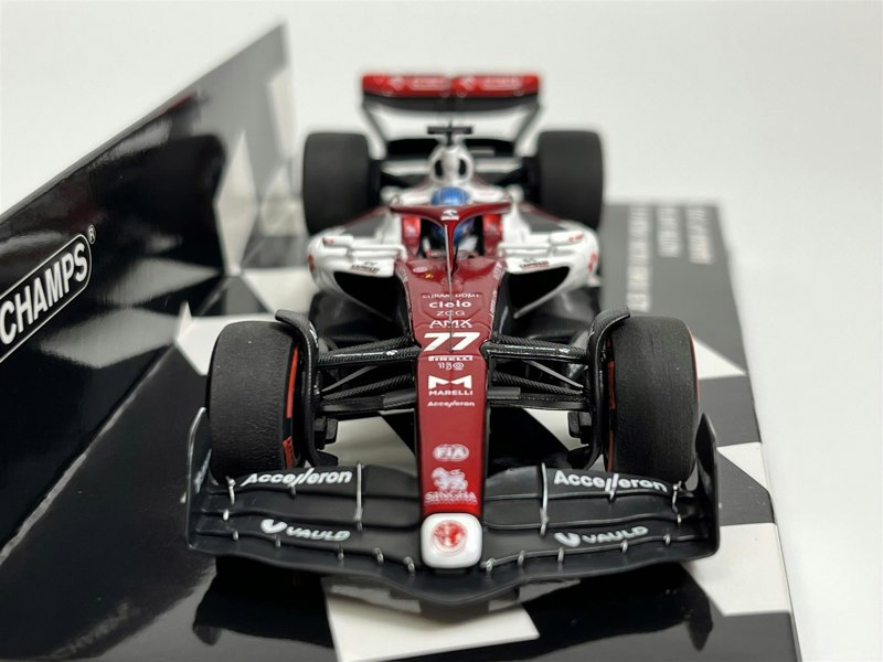 Minichamps Valtteri Bottas Alfa Romeo C42 Bahrain GP 2022 1:43 Scale Minichamps 417220177