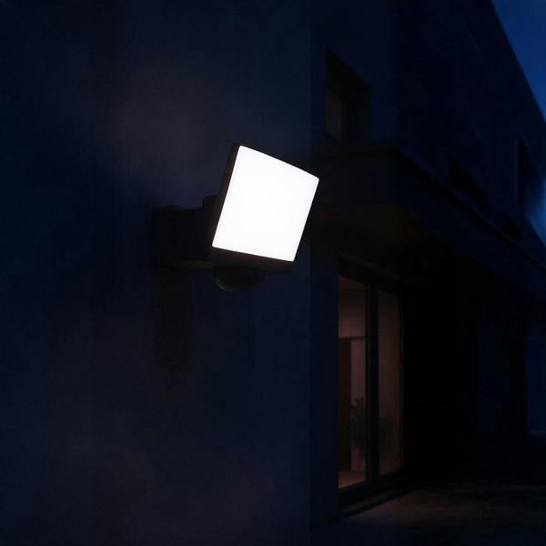 Milagro Davos LED Floodlight 30W 2000lm 4000K Black Premium PIR
