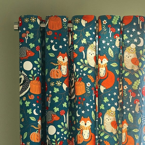 Catherine Lansfield Fox and Woodland Friends Fully Reversible Eyelet Curtains Green