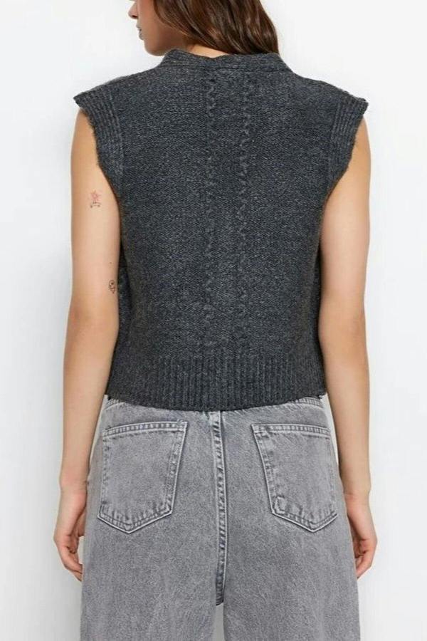 WOVCOR Soft Textured Knit Vest