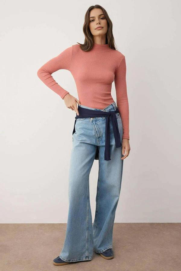 WOVCOR Fitted Stand Collar Long Sleeve Ribbed Knit Blouse