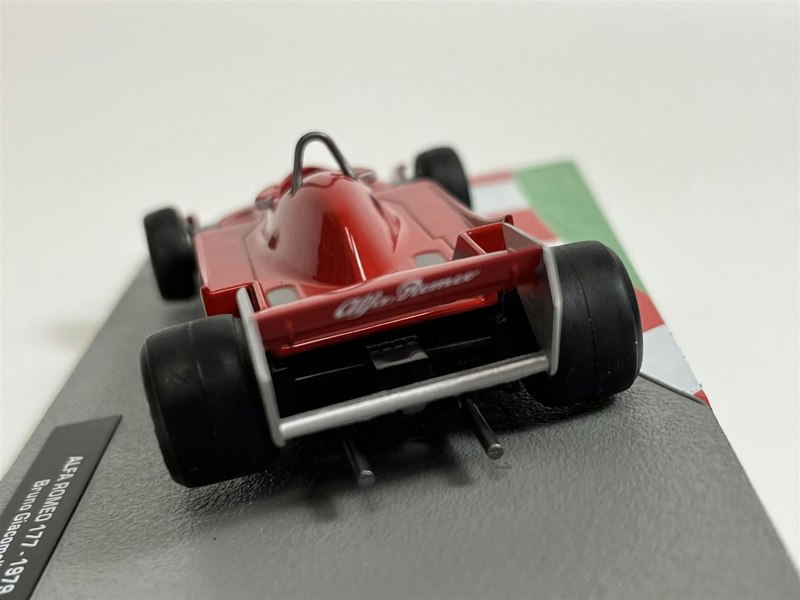 F1 Collection Bruno Giacomelli Alfa Romeo 177 1979 1:43 Scale