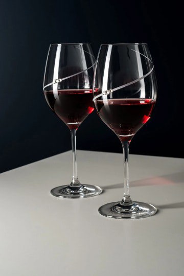 Diamante Silhouette red wine glass with crystals by Swarovski® - Single