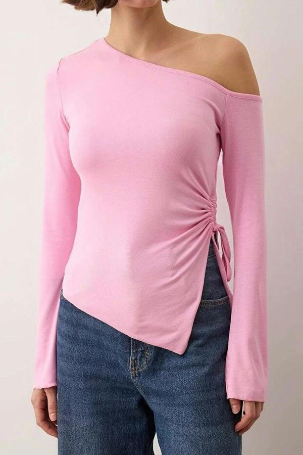 WOVCOR Asymmetrical Spanish Sleeve Knit Blouse