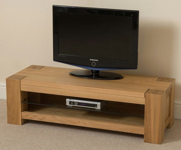 That's Furniture Kuba Solid Oak Small Widescreen TV Unit with Storage