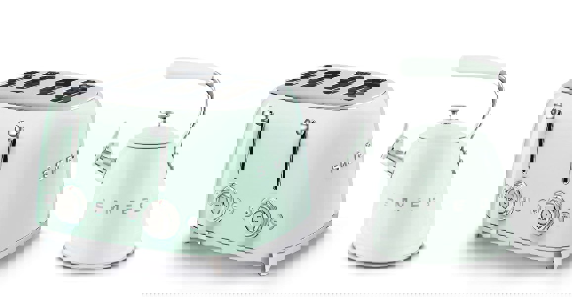 Smeg WKF01 Whistling Stovetop Kettle & TSF03 4-Slice Toaster Bundle