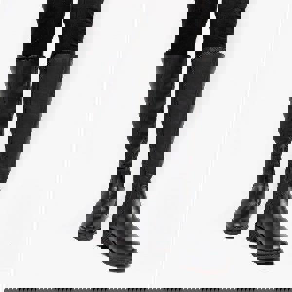 1668093832-65851200.jpg