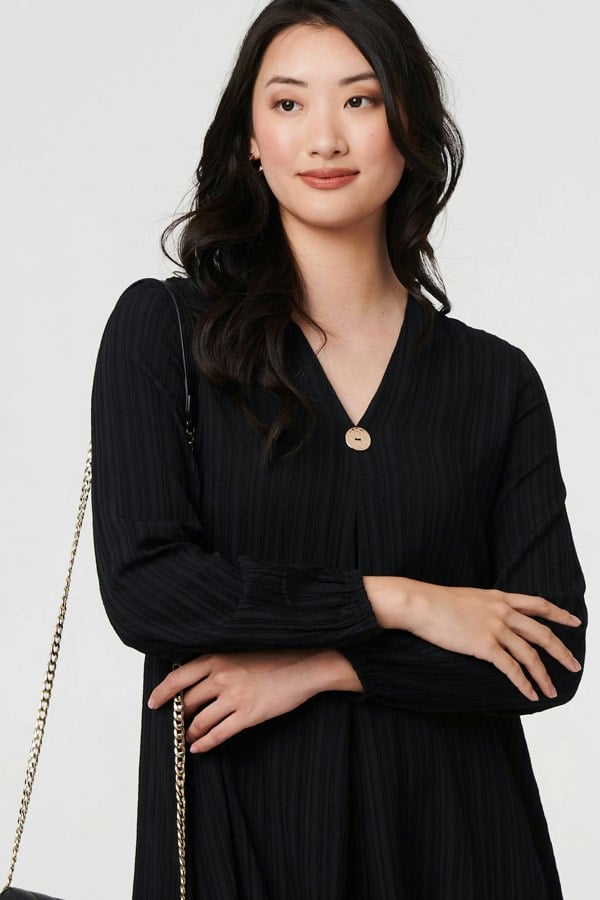 Black | Pleated V-Neck Long Sleeve Swing Dress
