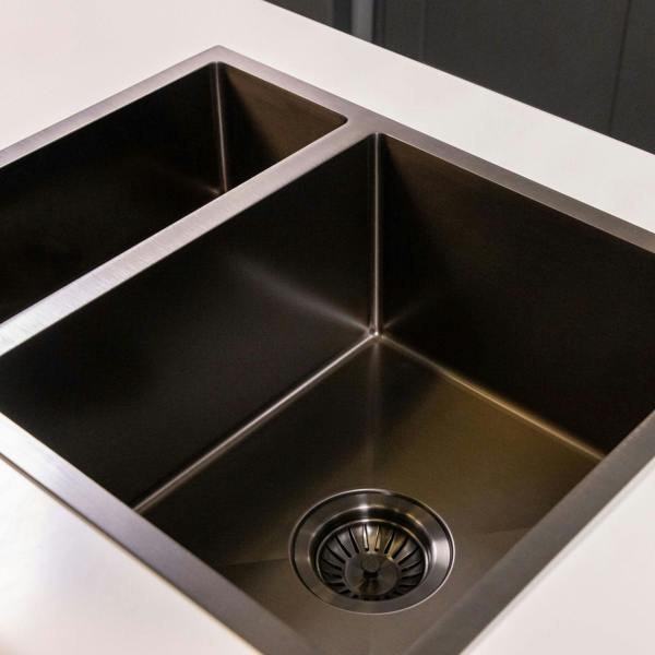 Flode Möckeln | 1.5 Bowl Stainless Steel Kitchen Sink | Inset or Undermounted | Strainer Wastes Supplied | Gun Metal Finish