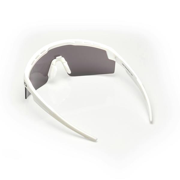 SUNWISE Stride White with Anti-Fog Sports Sunglasses