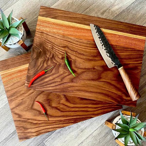 Giraffes & Craftz Handmade Black Walnut Chopping Board: Sapele & Oak Inlays