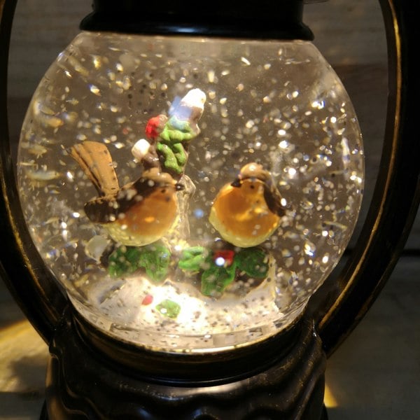 Samuel Alexander 20cm Dual Power LED Christmas Glitter Water Spinner Antique Lantern Robin Scene