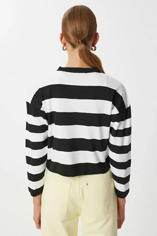 Hoxton Gal Buttoned Striped Knit Cardigan in Black and White
