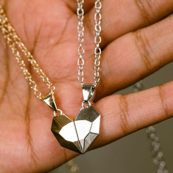 The Colourful Aura 2 Pcs Heart Magnetic Silver Gold Couple Relationship Matching Pendant Necklace