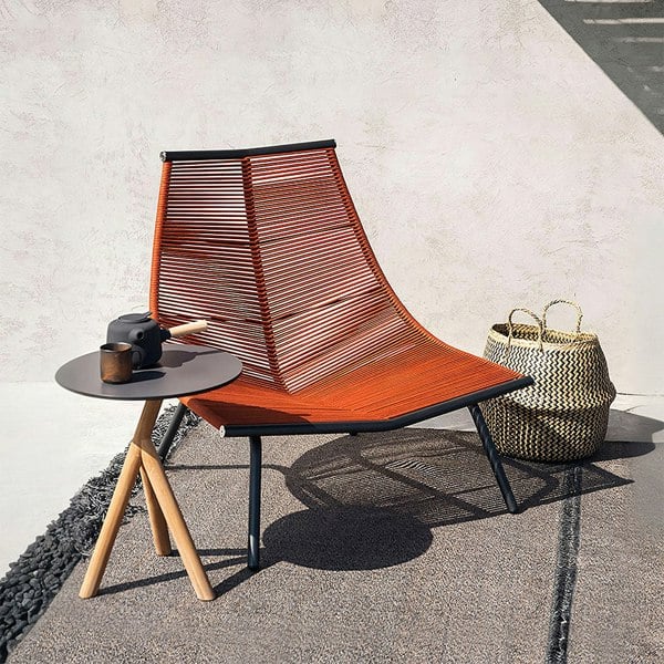 Weilai Concept Iqbal Outdoor Lounge Chair With Footstool