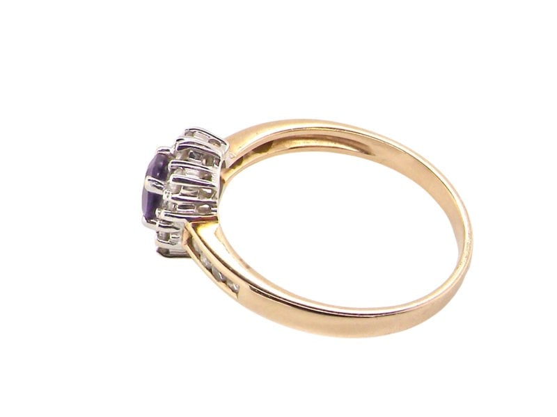 Vintage Tom An amethyst and diamond cluster ring