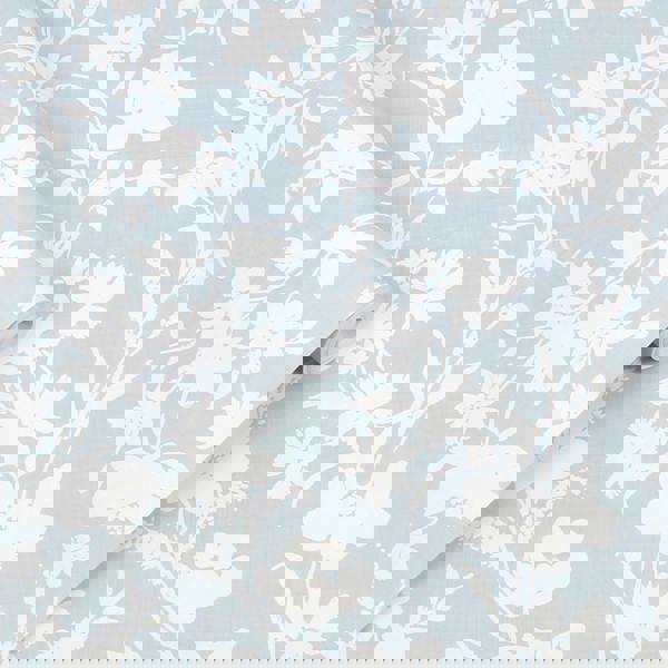 Laura Ashley Rye Wallpaper - Pale Seaspray - 10m