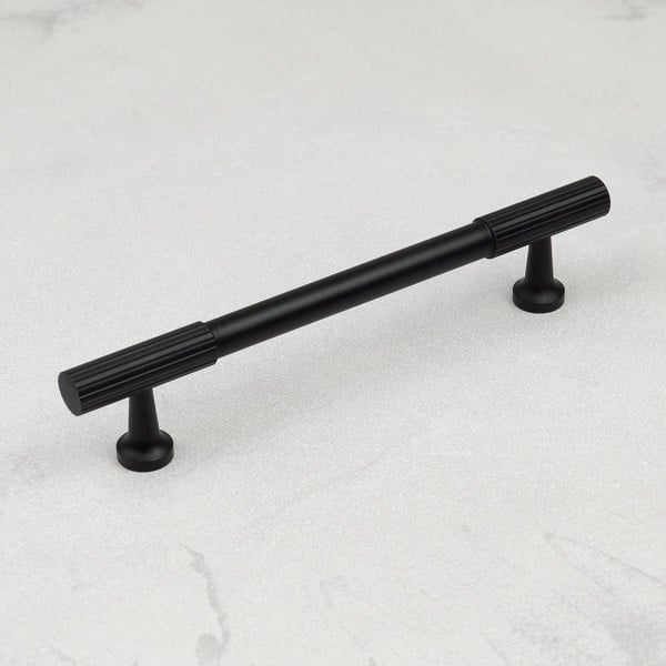 Handle & Home Matt Black Reeded Knob/Handles