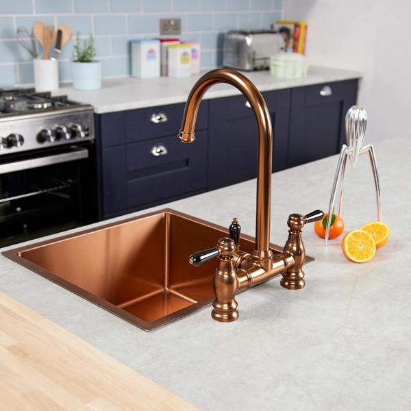 Flode klas | Traditional Bridge Style 3 in 1 Instant Boiling Tap | Black Ceramic Levers | Brushed Copper Finish