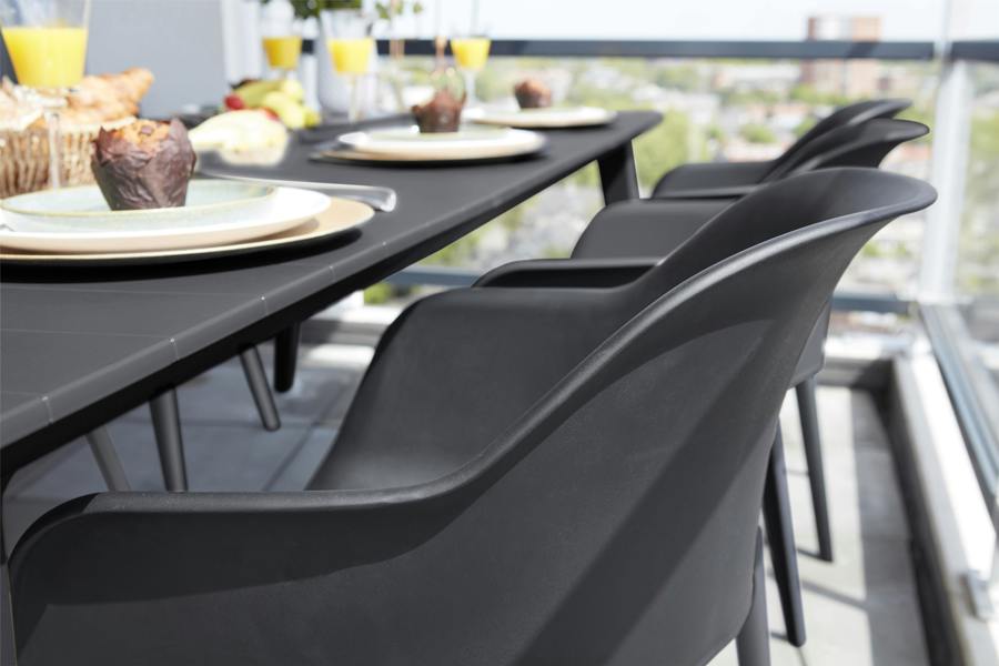 Norfolk Leisure Keter Lima Table with Akola Chairs