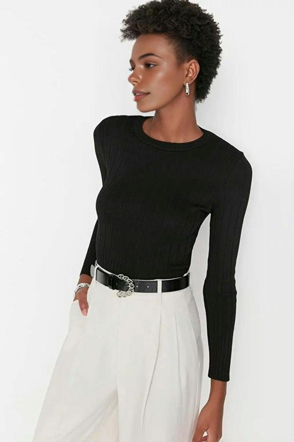 WOVCOR Basic Crew Neck Knit Sweater