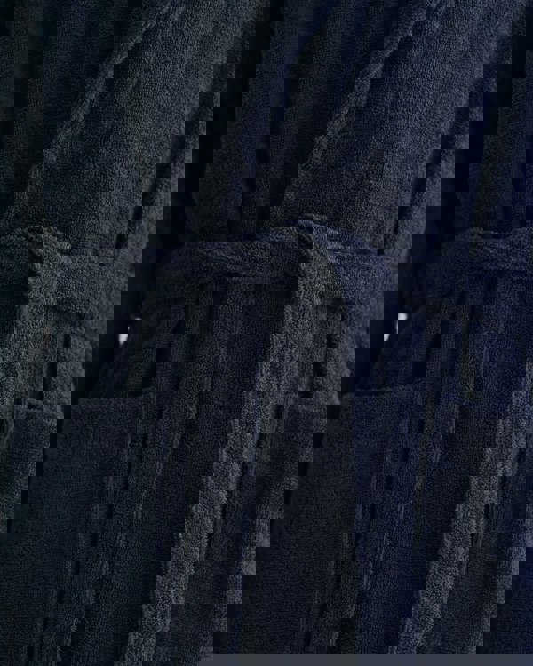 856006703-433-3.jpg