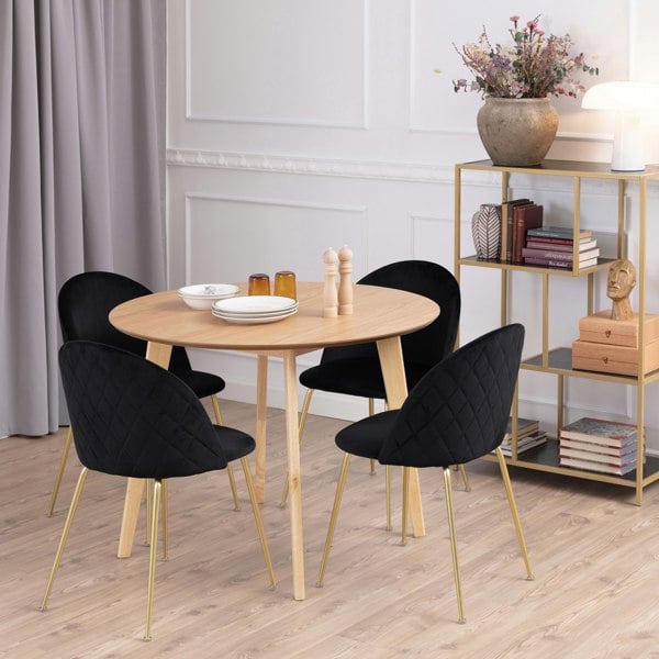 Furniture To Go Roxby Round Dining Table in Oak 105x76cm