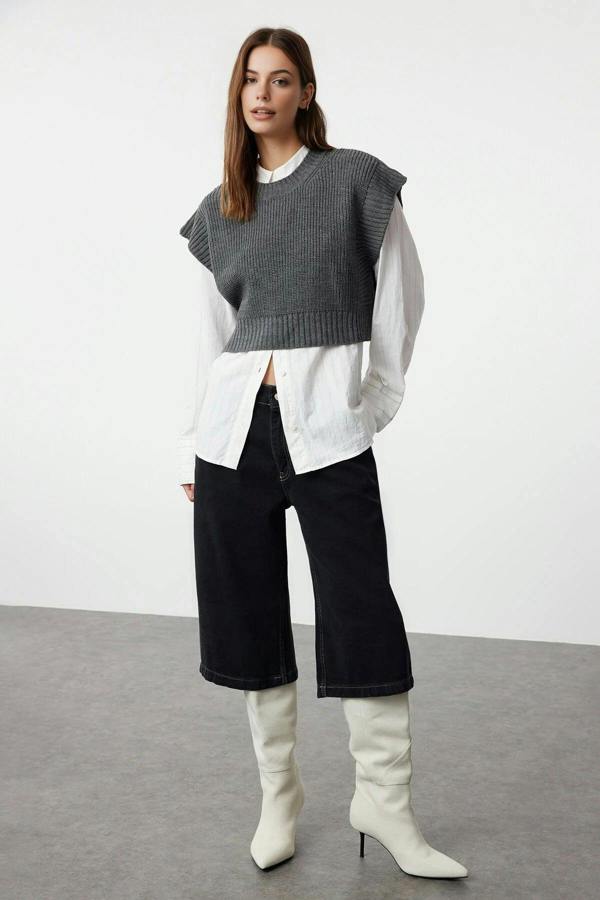 WOVCOR Crop Crew Neck Knit Sweater