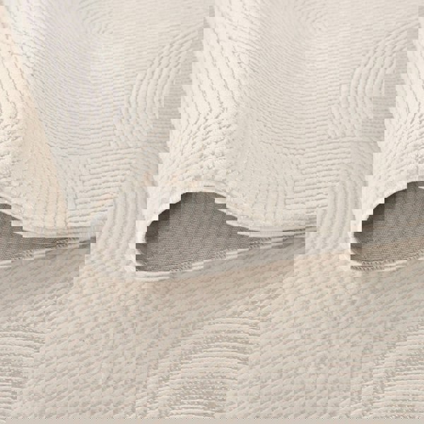 Living Room rug, cream colours, geometric, practicality in mind, the rug is anti-allergic.