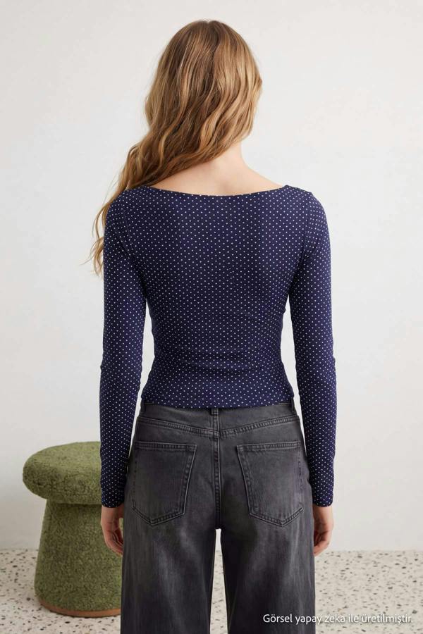 WOVCOR Fitted Boat Neck Long Sleeve Blouse