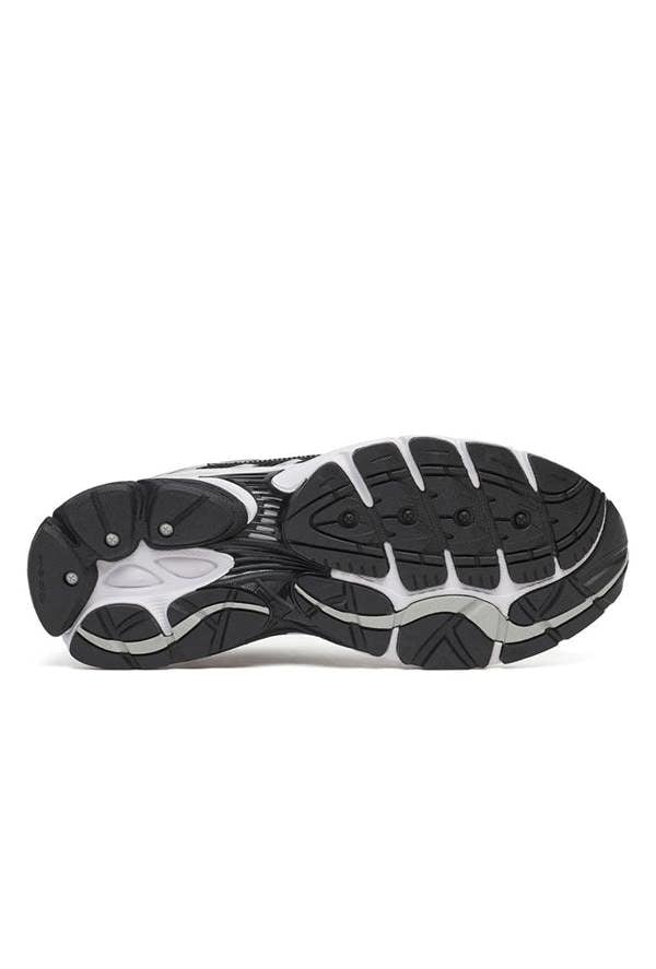 Saucony ProGrid Omni 9 OG Trainers