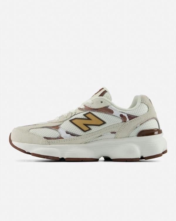 New Balance 603 Womens Trainers - Sea Salt | CHO | Designer Womens Trainers