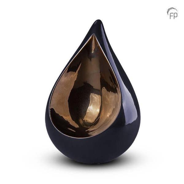 Memorials Direct Ceramic Celest Urn with Heart