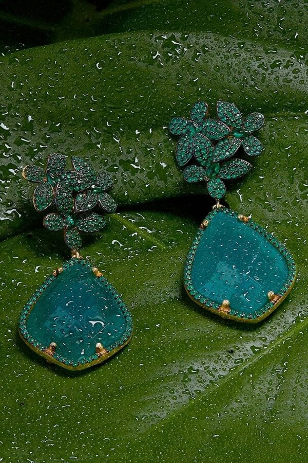 Latelita Flowers Green Onyx Teardrop Earrings Gold