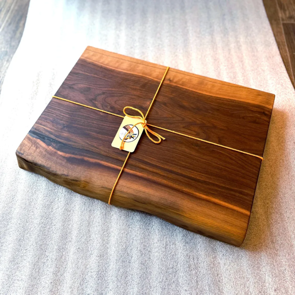 Giraffes & Craftz Live Edge Black Walnut Chopping Board James Martin Style Cutting Block