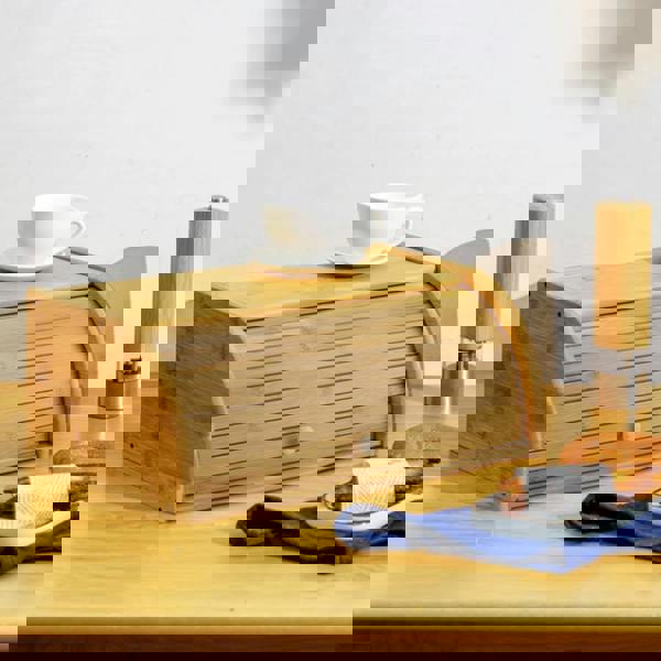 Living and Home Wooden Roll Top Bread Bin Box Food Storage Box