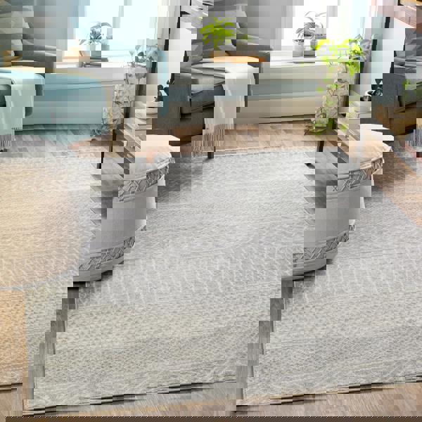 Livabliss Monaco-Geometric Grey Ivory Rug