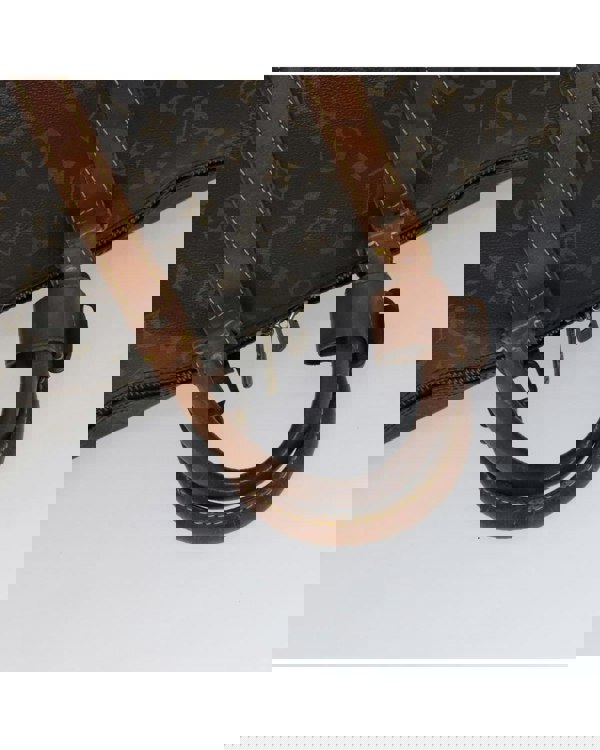 221870587.jpg