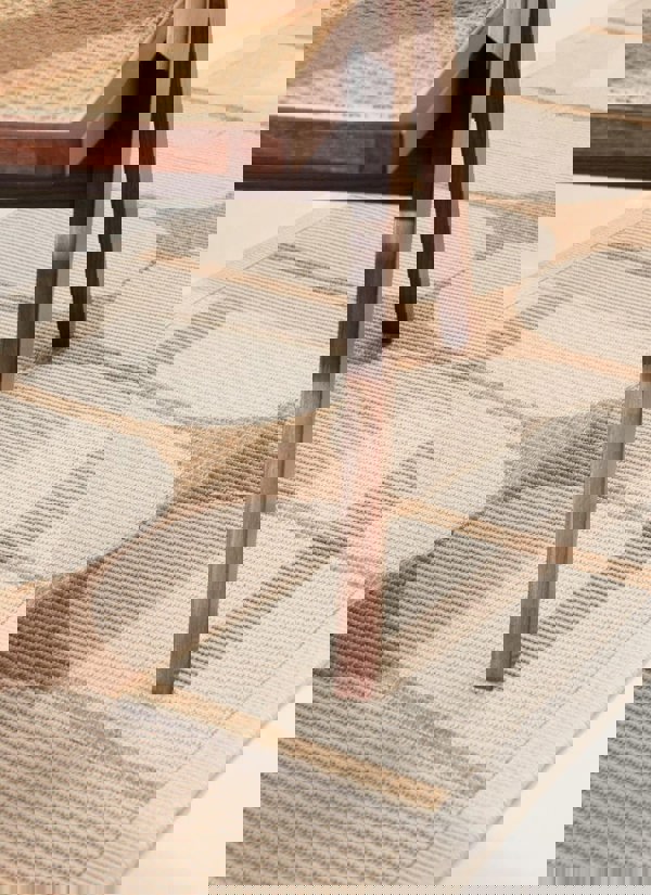 The Rugs Reversible Weatherproof Indoor-Outdoor Rug