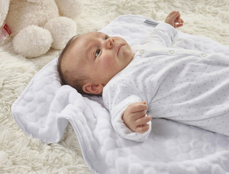 Kinder Valley Honeycomb Blanket White