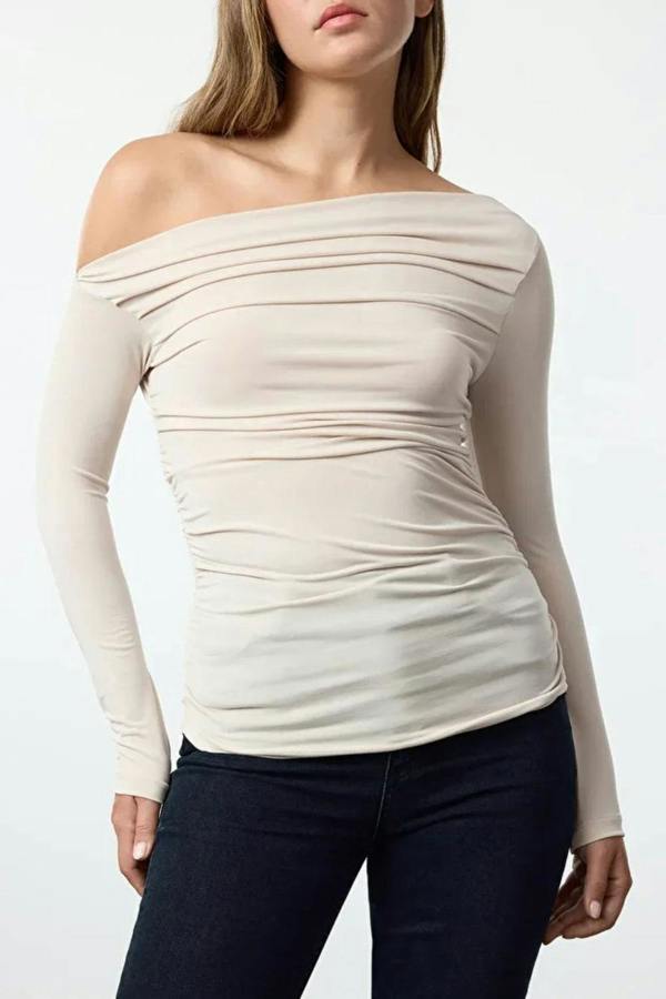 Hoxton Gal Draped/Gathered Detail Long-Sleeve Stretch Knit Fitted Blouse