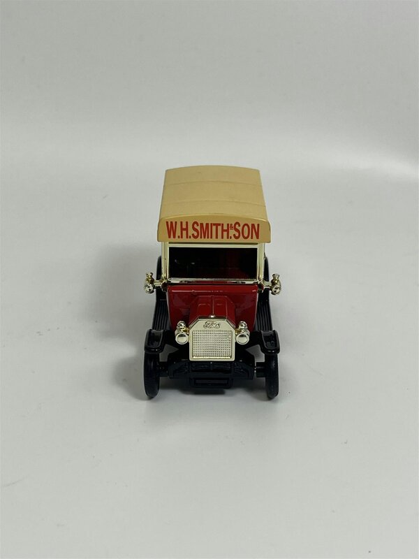MCSlots Model T Delivery Van WH Smith Bicentary Collection 20 Years Lledo WHS01D S2