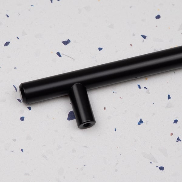 Handle & Home Matt Black Bar Handle