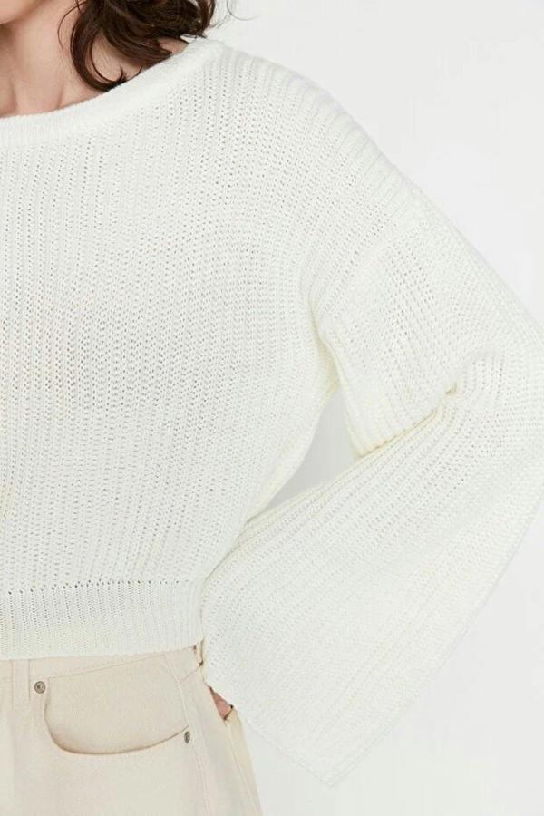 WOVCOR Crop Knit Sweater with Spanish Sleeve