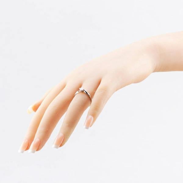 1888 Collection Platinum Certificated 0.33ct Round Cut Diamond Twist Solitaire Ring RI-1027(.33CT PLUS)