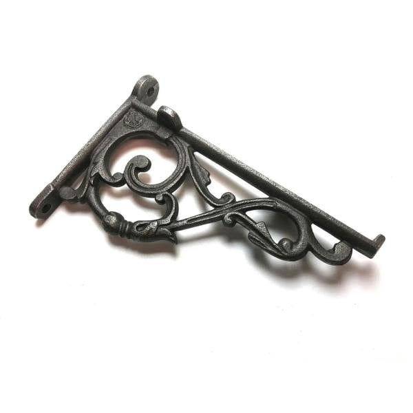 Pair of Antique Cast Iron Lipped Shelf Brackets - 155mm x 105mm