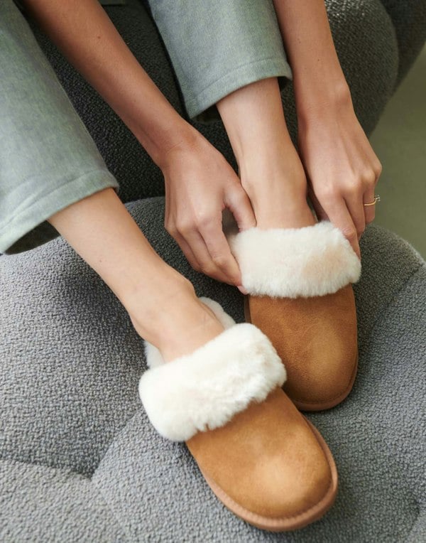 Women's Bracken Sheepskin and Suede Slippers – Chestnut - British Boxers