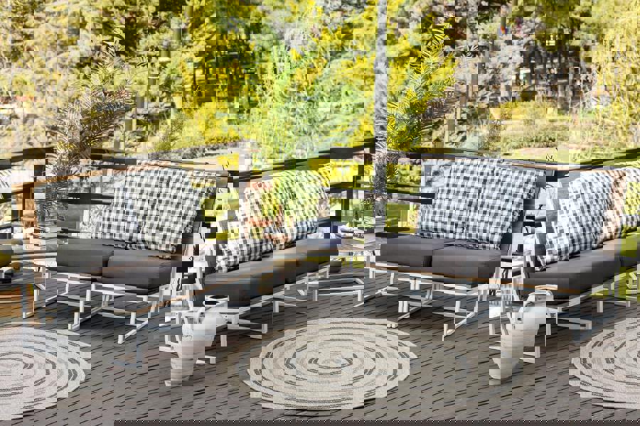 Livabliss Round Encore-Cottage Tan Black Beige Brown In- & Outdoor Rug