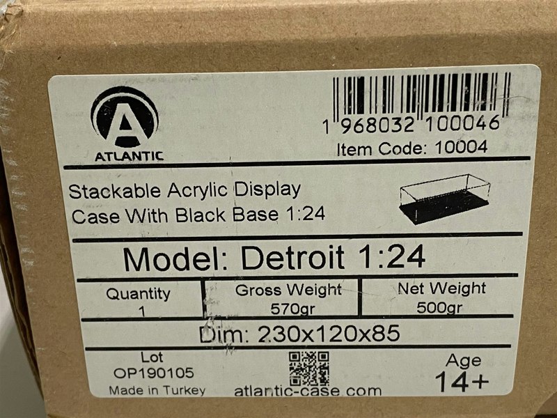 acrylic display case detroit black 1:24 scale atlantic cases 10004